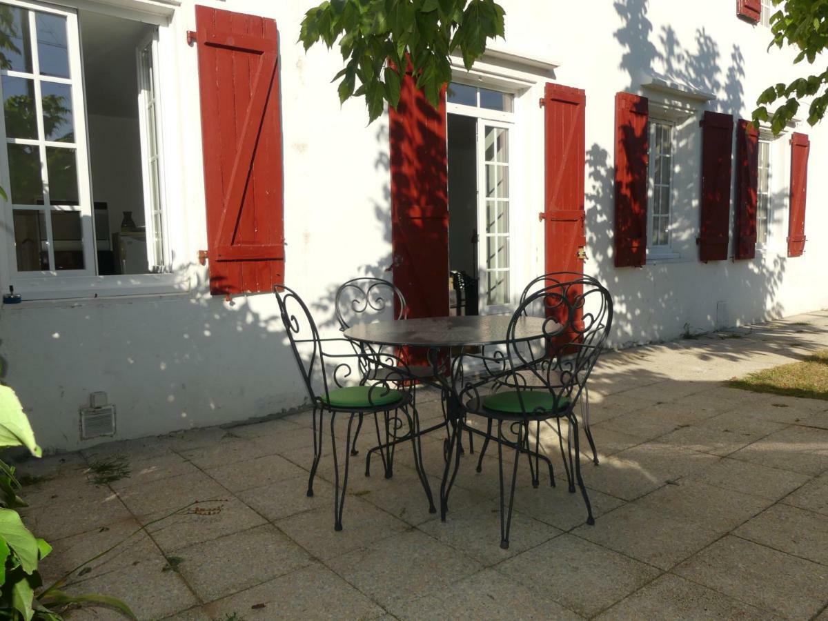 Agreable Appartement A Cambo Les Bains Kültér fotó